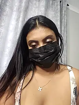 Indian GlowingMiax online show from 04/10/26, 09:36