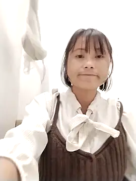 linda bae00 online show from 11/21/25, 12:59