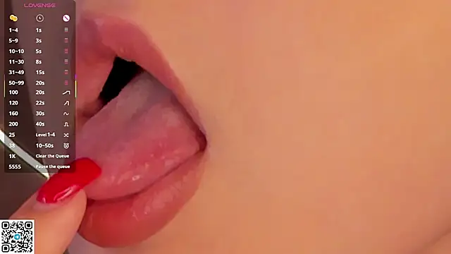 AlberthaEscue online show from 11/24/25, 04:12