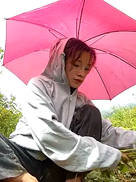 Snapshot of beobeo_2xx chatting on 09/14/25, 02:33 beobeo 2xx online show from 09/14/25, 02:33