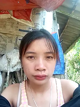 Snapshot of beobeo_2xx chatting on 09/17/25, 05:42 beobeo 2xx online show from 09/17/25, 05:42