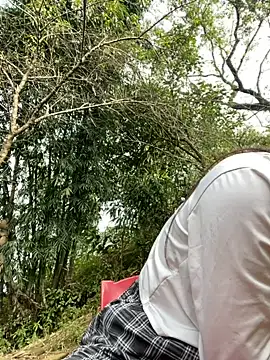 Snapshot of beobeo_2xx chatting on 10/22/25, 06:57 beobeo 2xx online show from 10/22/25, 06:57