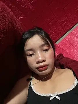 Snapshot of beobeo_2xx chatting on 10/27/25, 01:31 beobeo 2xx online show from 10/27/25, 01:31