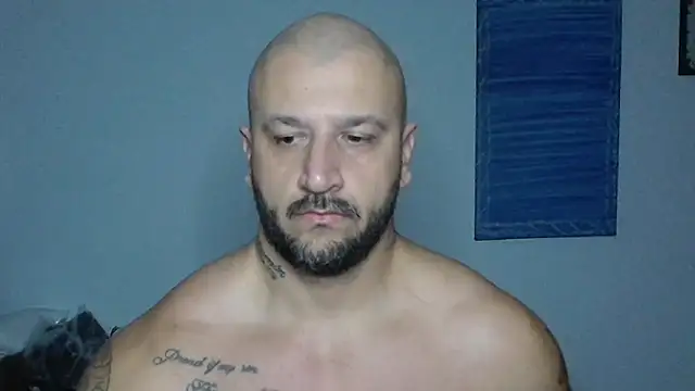 Snapshot of JeanCafa chatting on 09/24/25, 03:43 JeanCafa online show from 09/24/25, 03:43