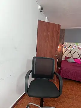 olivia jass online show from 06/16/26, 11:57