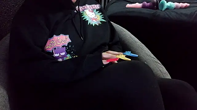 Snapshot of fetishslut4u chatting on 09/15/25, 04:56 fetishslut4u online show from 09/15/25, 04:56