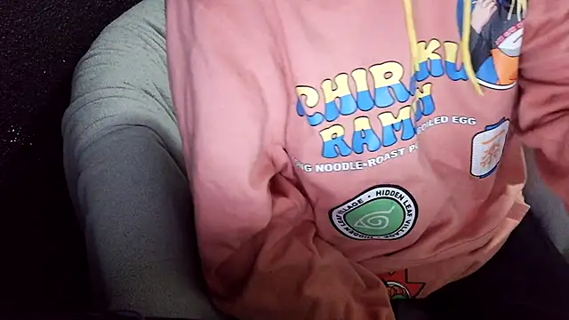 Snapshot of fetishslut4u chatting on 10/01/25, 12:22 fetishslut4u online show from 10/01/25, 12:22