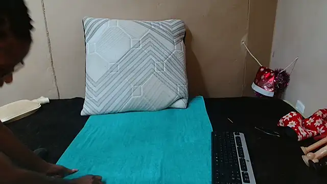 SugarPoppy24xxx online show from 06/24/26, 05:23