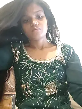 Snapshot of Komal0099 chatting on 10/27/25, 02:59 Komal0099 online show from 10/27/25, 02:59