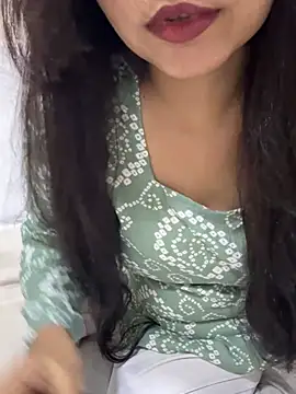 Snapshot of indian_aakruti chatting on 07/06/26, 04:31 indian aakruti online show from 07/06/26, 04:31