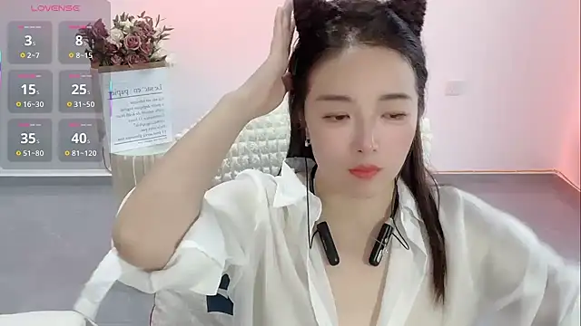 Xiali-166 online show from 10/02/25, 10:00