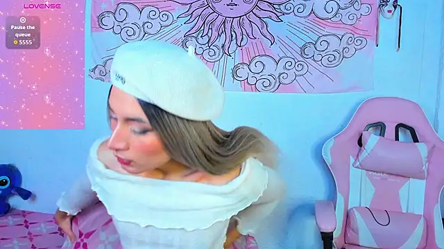 brihanna cooper online show from 04/22/26, 02:18