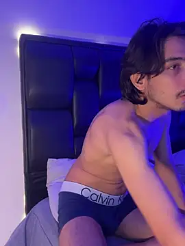 MiaSkylar online show from 03/22/26, 10:51