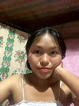 milo bae online show from 10/07/25, 11:13