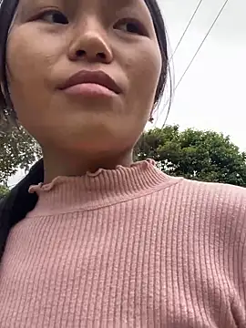 milo bae online show from 04/29/26, 08:07