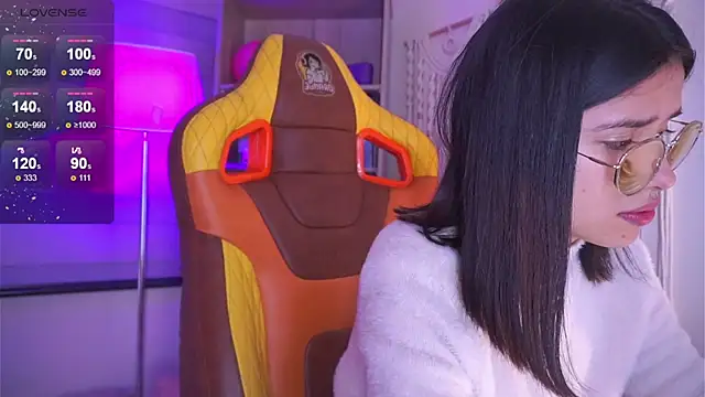 Lana Dreams  online show from 11/29/25, 12:57