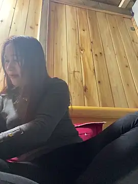 phungtiti online show from 02/06/26, 07:34