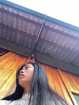 EmLy02 online show from 12/21/25, 12:40