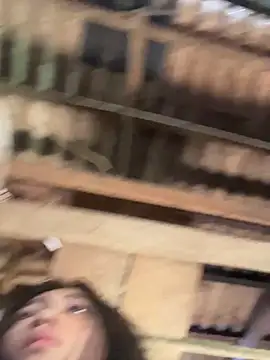 Snapshot of EmLy02 chatting on 04/28/26, 01:37 EmLy02 online show from 04/28/26, 01:37