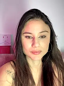 VioletaLorette online show from 10/21/25, 03:40