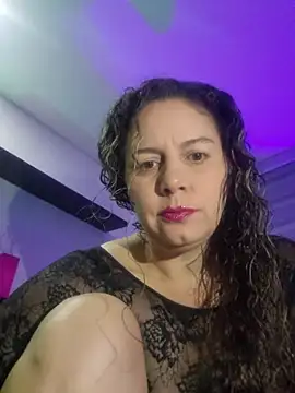 Snapshot of Nina_vallon chatting on 07/21/26, 10:39 Nina vallon online show from 07/21/26, 10:39