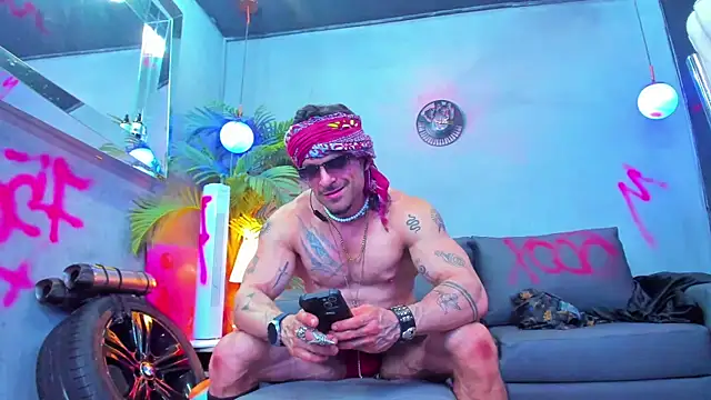 dennis cox1 online show from 09/16/25, 10:49