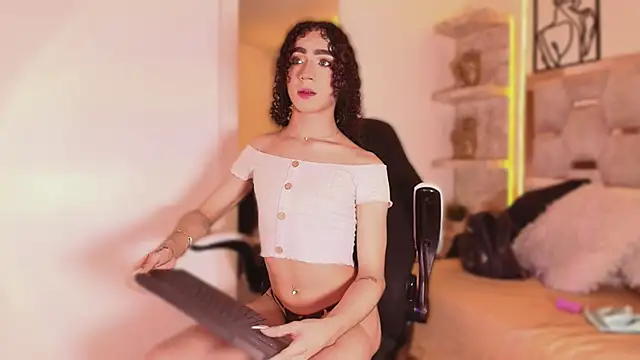 Snapshot of Ballesteros_ chatting on 01/13/26, 05:02 Ballesteros online show from 01/13/26, 05:02