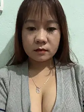 qinejr37 online show from 11/15/25, 01:25