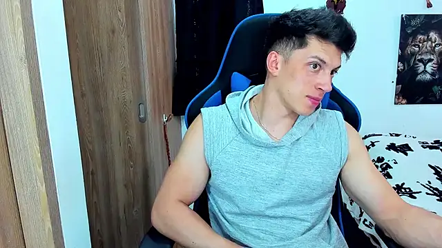 Snapshot of javiersexymann chatting on 02/10/25, 08:31 javiersexymann online show from 02/10/25, 08:31