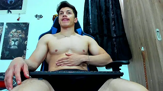 Snapshot of javiersexymann chatting on 02/24/25, 07:30 javiersexymann online show from 02/24/25, 07:30