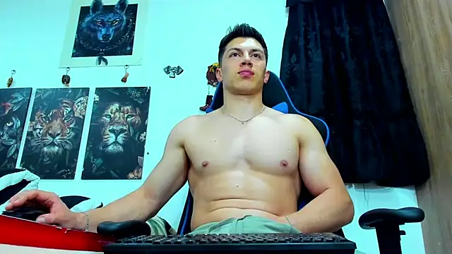 Snapshot of javiersexymann chatting on 03/17/25, 02:52 javiersexymann online show from 03/17/25, 02:52