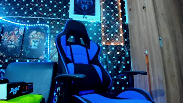 Snapshot of javiersexymann chatting on 09/11/25, 05:35 javiersexymann online show from 09/11/25, 05:35