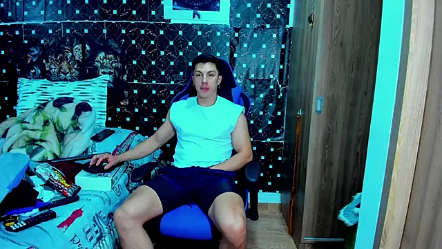 Snapshot of javiersexymann chatting on 12/05/25, 08:49 javiersexymann online show from 12/05/25, 08:49