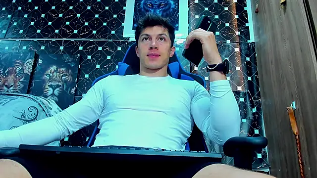 Snapshot of javiersexymann chatting on 01/15/26, 07:28 javiersexymann online show from 01/15/26, 07:28