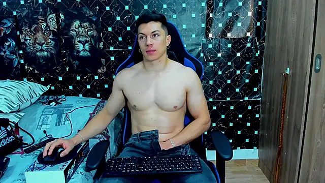 Snapshot of javiersexymann chatting on 02/06/26, 08:34 javiersexymann online show from 02/06/26, 08:34