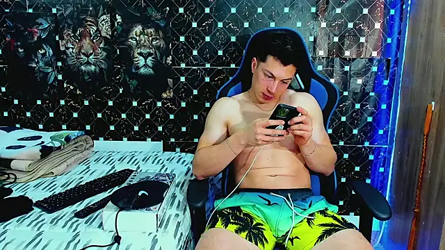 javiersexymann online show from 06/11/26, 09:13