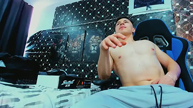 javiersexymann online show from 06/24/26, 07:57