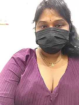 chaitara-reddy online show from 04/16/26, 07:09