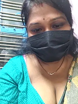 chaitara-reddy online show from 04/28/26, 02:11