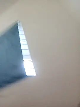 hiferenti online show from 09/24/25, 05:11