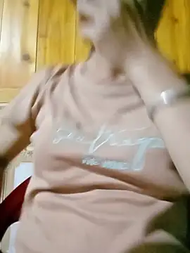 Snapshot of lucybaby00 chatting on 07/14/26, 11:38 lucybaby00 online show from 07/14/26, 11:38