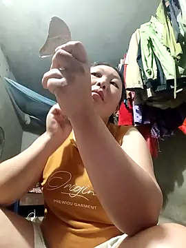 phunphun online show from 10/19/25, 12:44