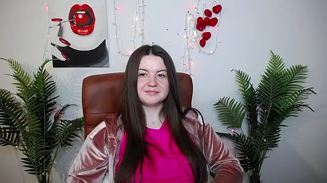 Snapshot of MavkaCute chatting on 05/19/26, 01:56 MavkaCute online show from 05/19/26, 01:56