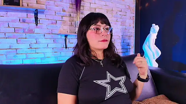 kitty malach online show from 04/20/26, 02:36