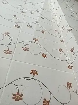 Snapshot of khhlmn chatting on 10/26/25, 05:19 khhlmn online show from 10/26/25, 05:19