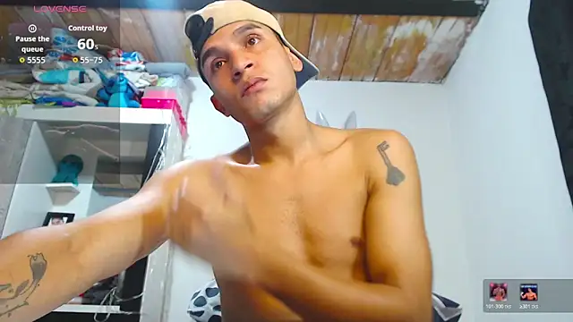 Angel latinboy online show from 02/07/26, 02:10