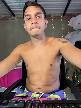 Angel latinboy online show from 05/20/26, 12:44