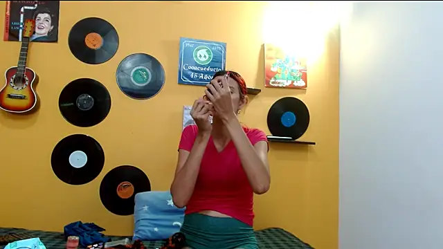 skinnyverus18 online show from 11/27/25, 07:05