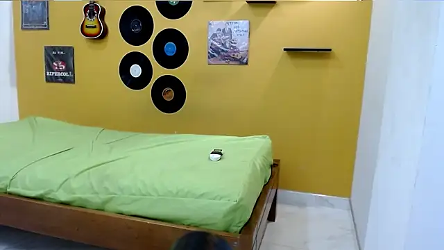 skinnyverus18 online show from 02/21/26, 07:26