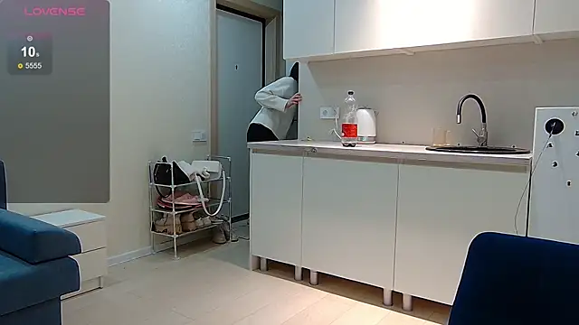 sakuras pleasure online show from 12/15/25, 08:46